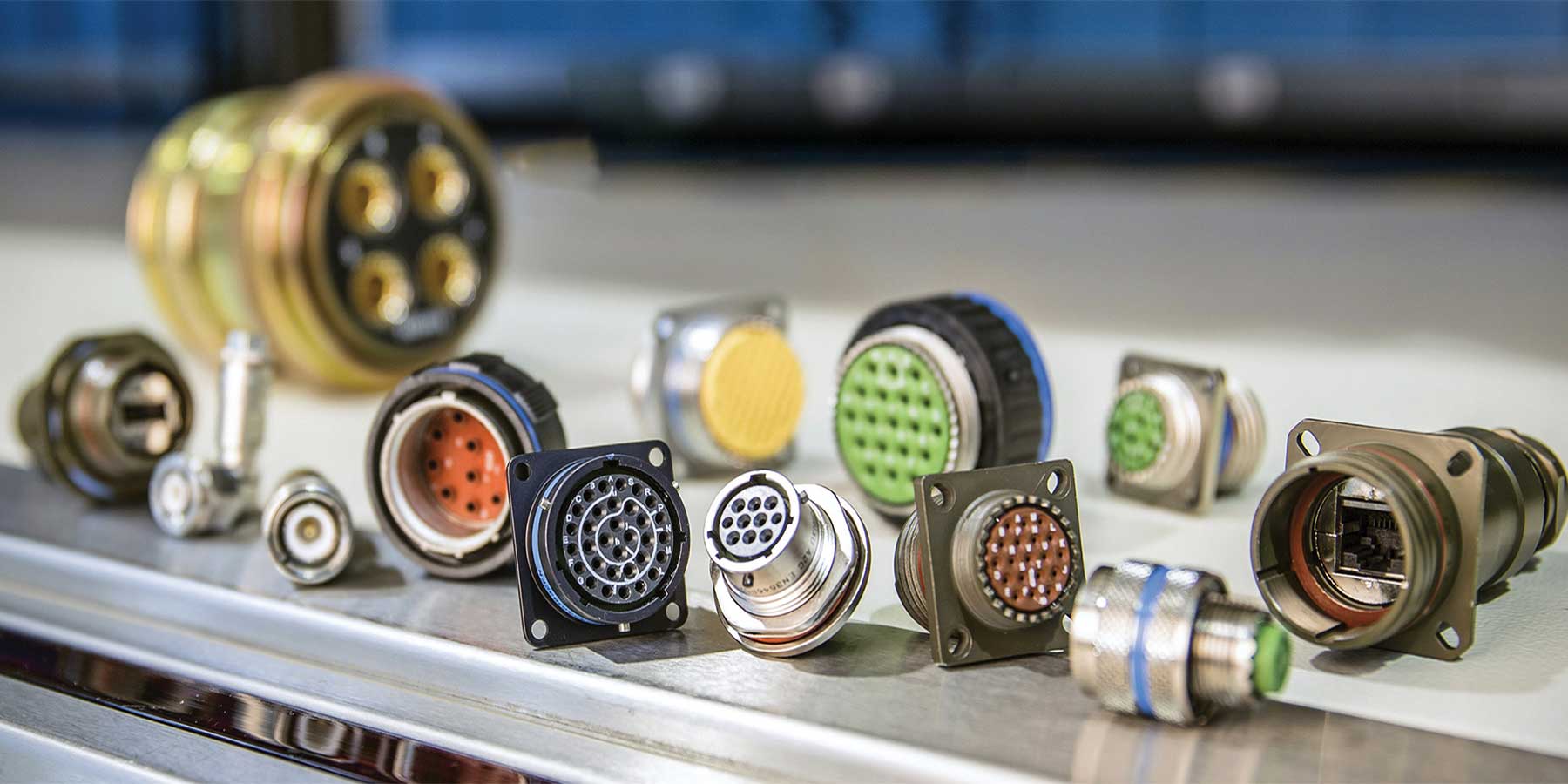 کانکتور نظامی چیست | انواع کانکتور نظامی | فروش انواع کانکتور نظامی | انواع کانکتورهای نظامی | کانکتور نظامی روسی | کانکتور نظامی پلاستیکی | کانکتور فلزی